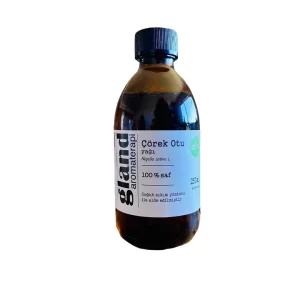 Amber şişede 250 ml soğuk sıkım %100 saf çörekotu yağı.