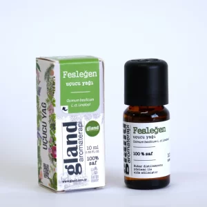 "10 ml cam şişede Gland Aromaterapi marka %100 saf fesleğen uçucu yağı, doğal aromaterapi ürünü."