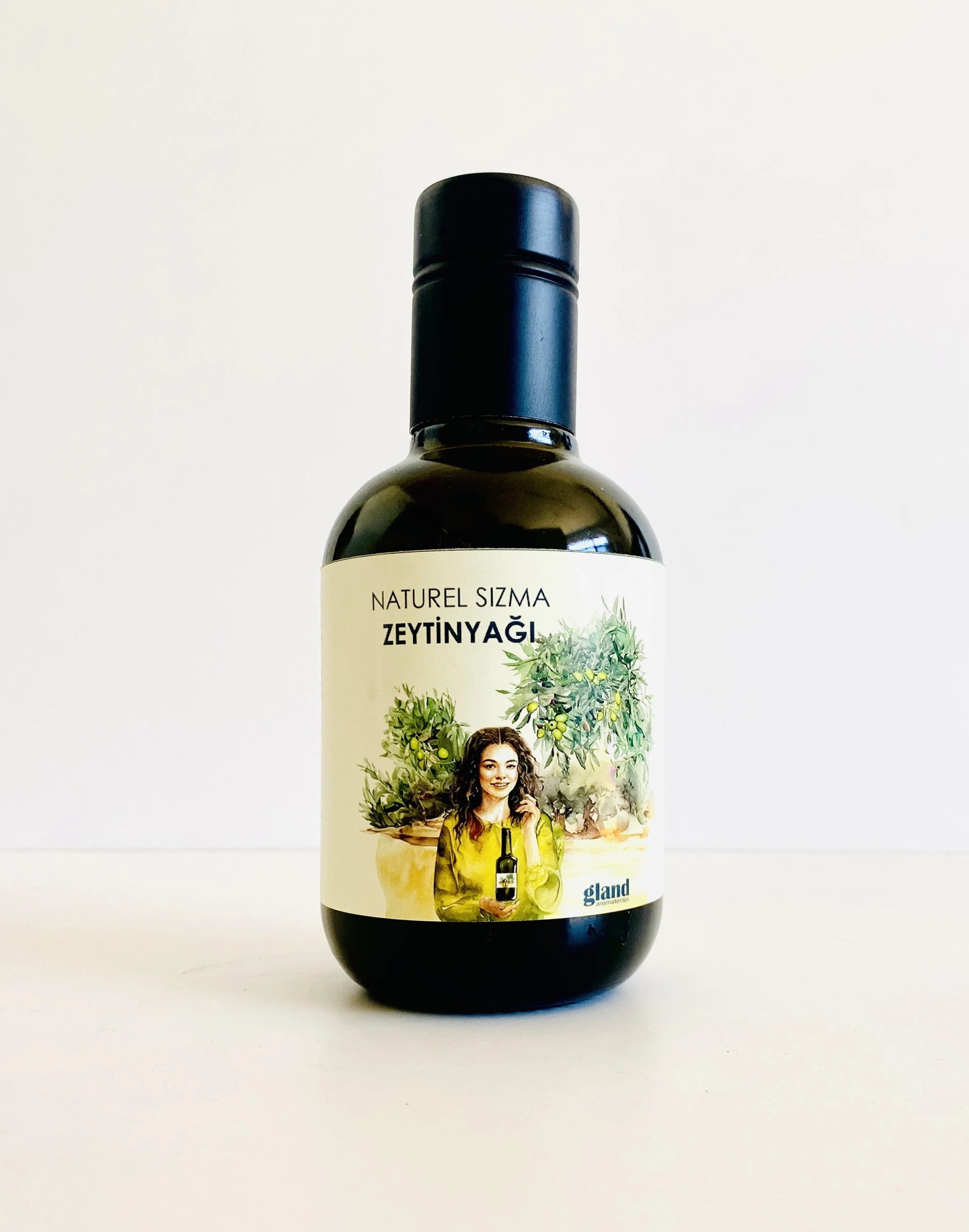 "Gland Aromaterapi'nin yüksek polifenollü 250 ml erken hasat naturel sızma zeytinyağı, sağlıklı ve doğal."